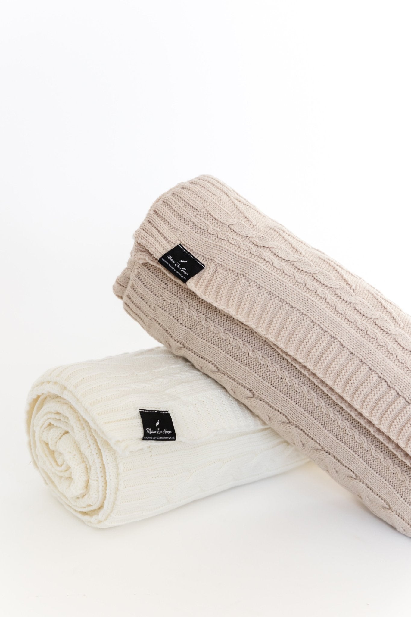 Knitted Stretch Throw Blankets - Maison Des Garçon